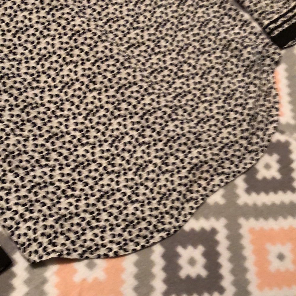 Loft Patterned Button Down Blouse Nwot Size S - image 8